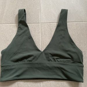 lululemon Align™ V-Neck Bra
Light Support, A/B Cup
